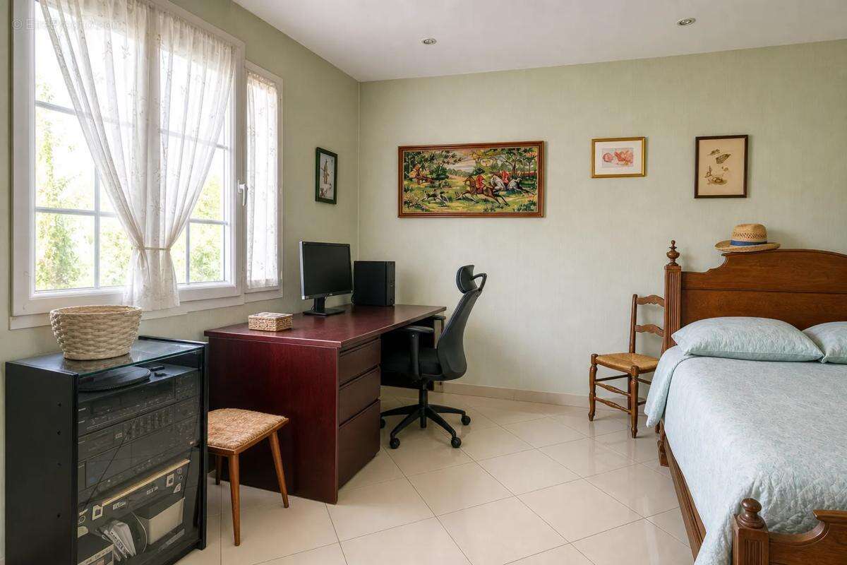 Maison de 5 pièces de 144 m² à Ségreville - photo 19
