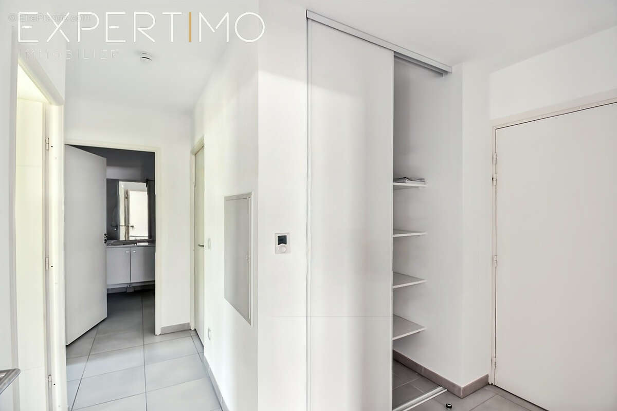 Appartement à ROUSSET