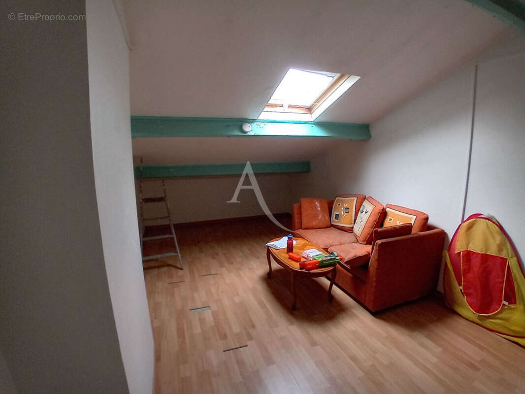 Appartement à LESCURE-D&#039;ALBIGEOIS