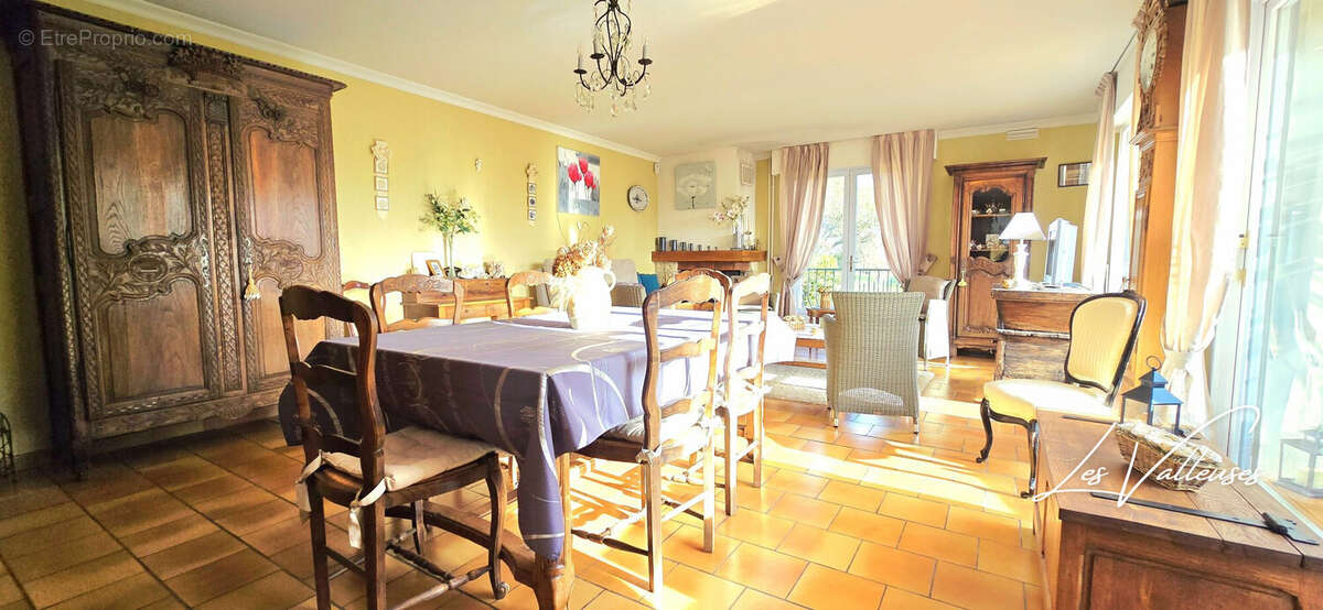 Maison à MARTIN-EGLISE