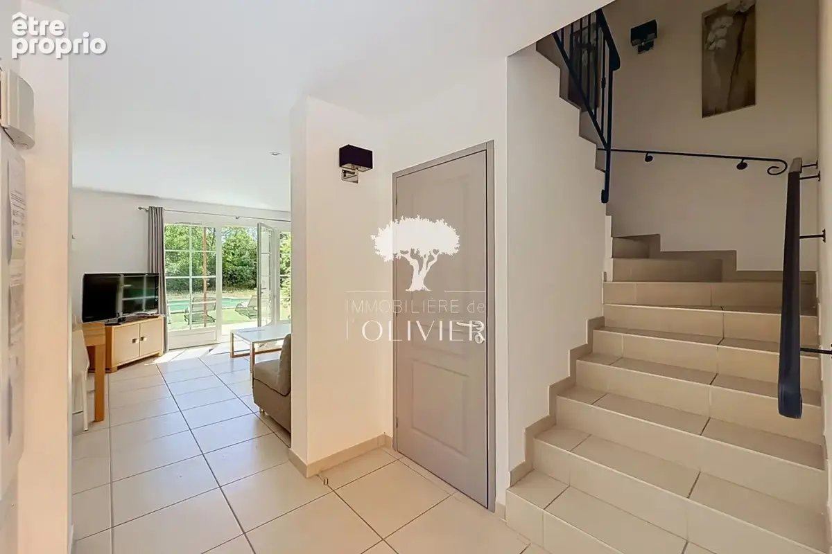 Maison 5 pièces 114 m² à vendre à Saint-Saturnin-Les-Apt (84490) - photo 5