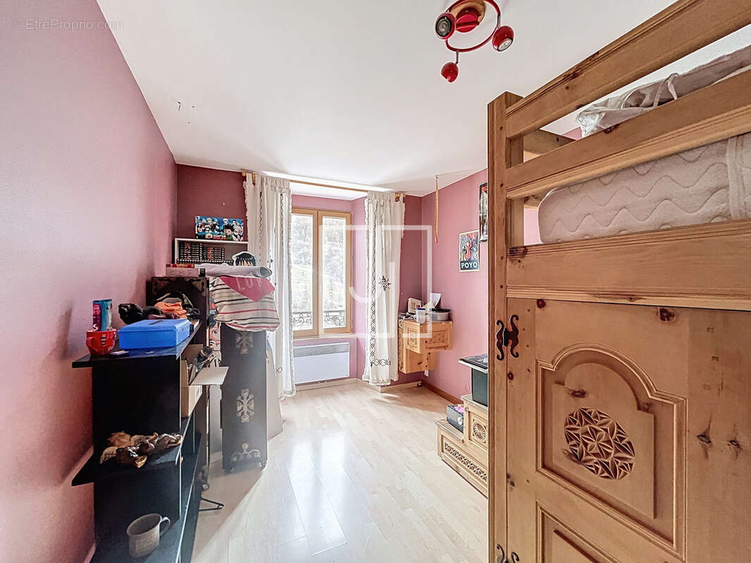 Appartement à SAINT-PAUL-SUR-UBAYE