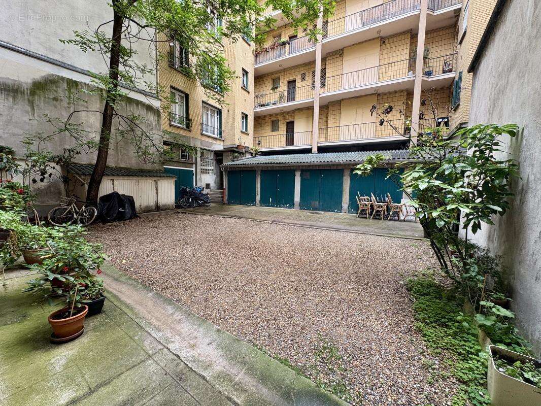 Appartement à PARIS-7E