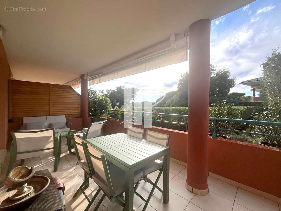 Appartement à SAINT-RAPHAEL