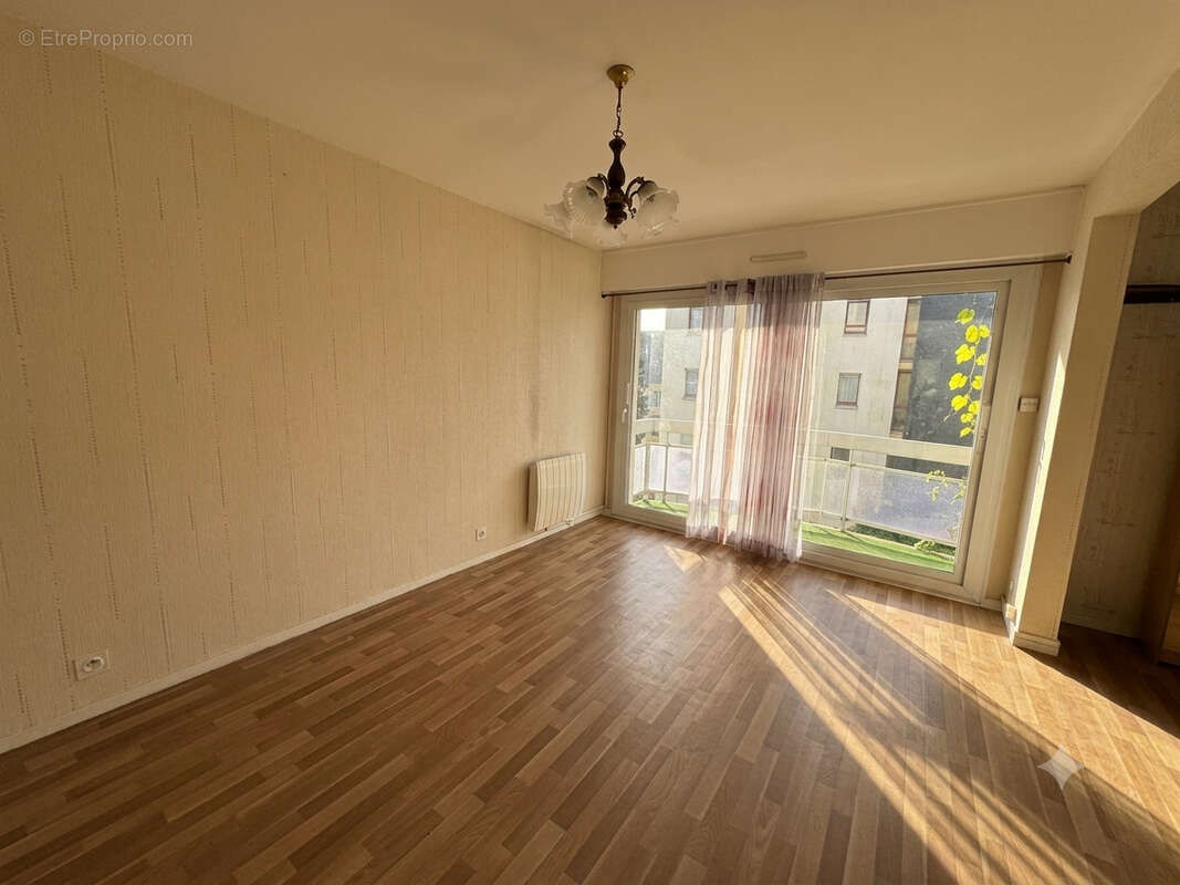 Appartement vannes 4 pièce(s) 68.52 m2 entre gare et centre ville garge + cave - photo 8
