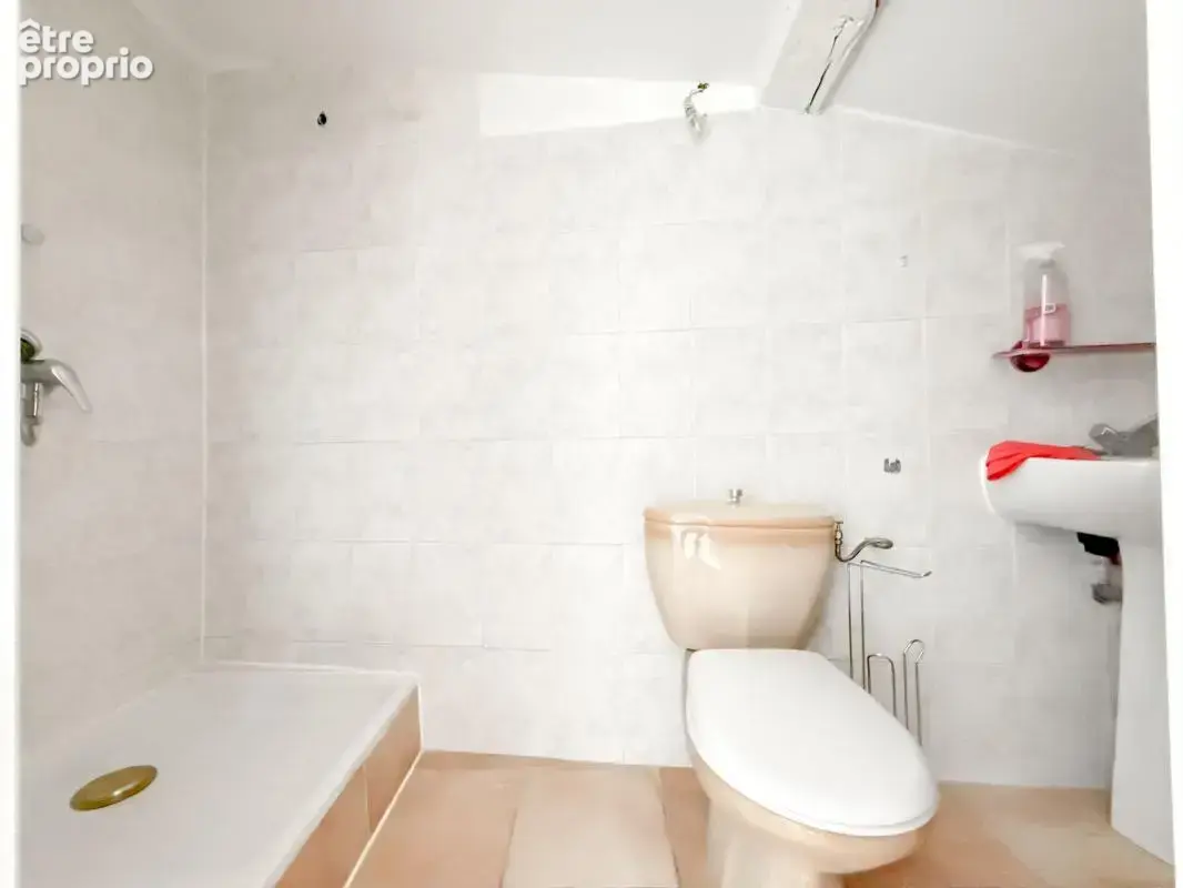 LUCERAM appartement à vendre 3 pièces dernier étage - photo 6