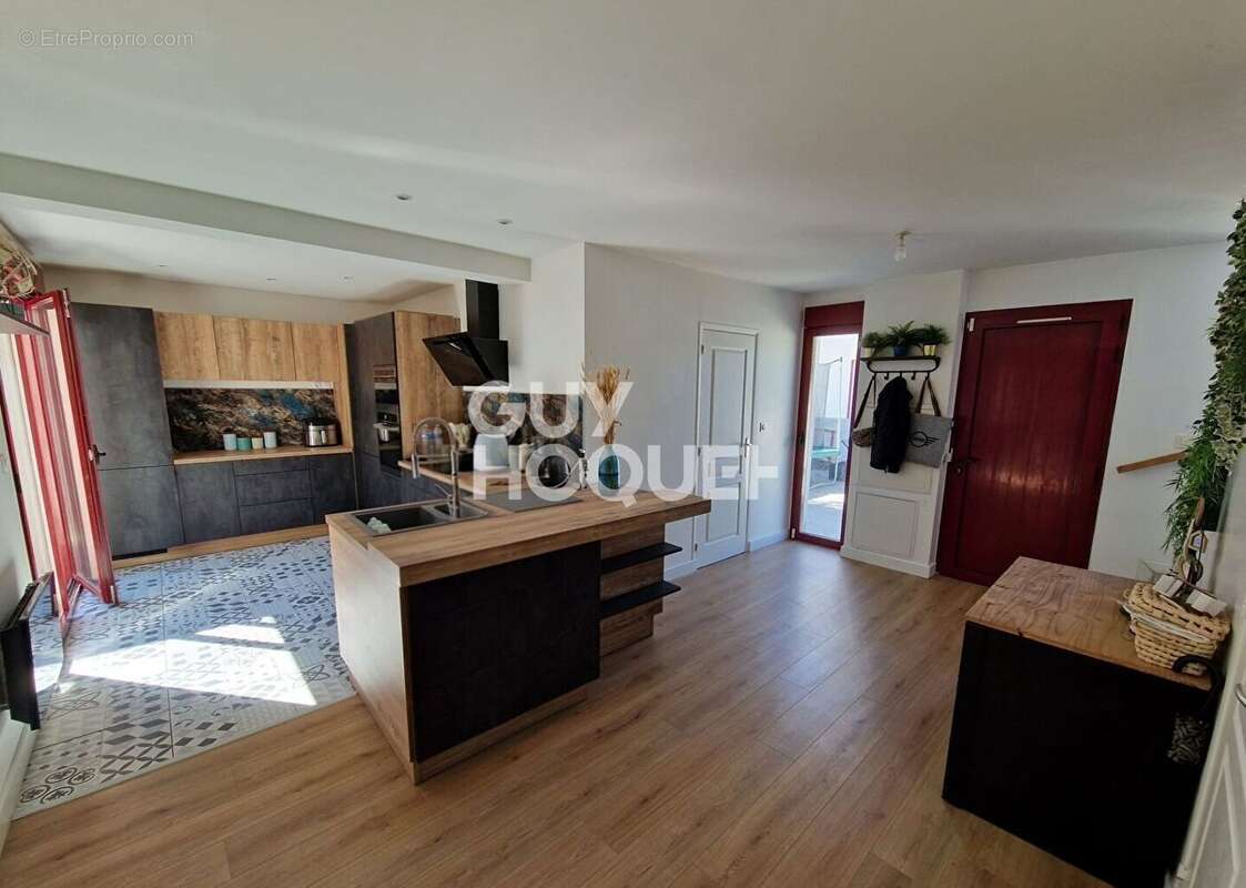 Maison 107 m² à Soissons  - photo 5