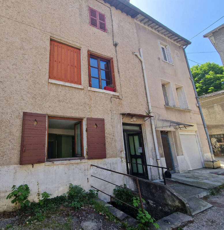 Appartement à OULLINS
