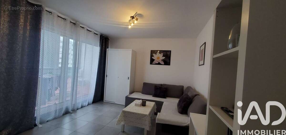 Photo 5 - Appartement à RILLIEUX-LA-PAPE