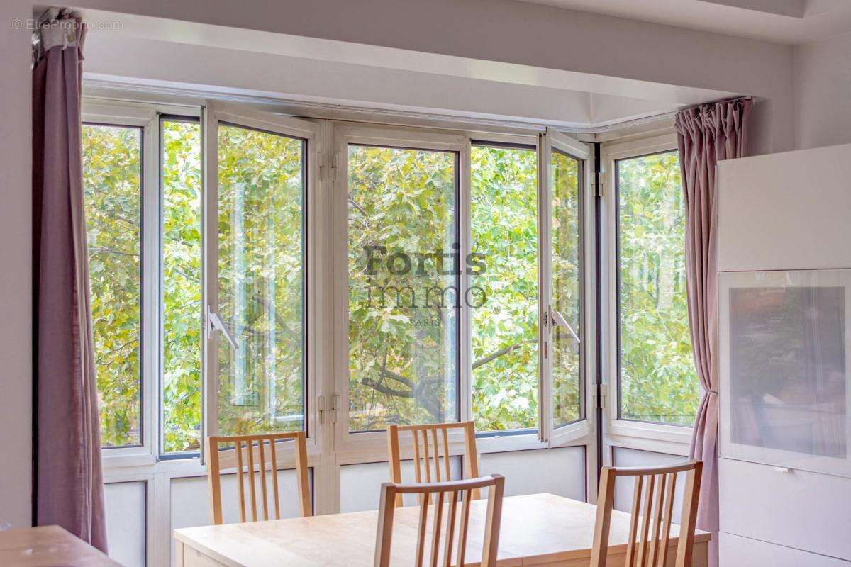 Appartement à PARIS-11E