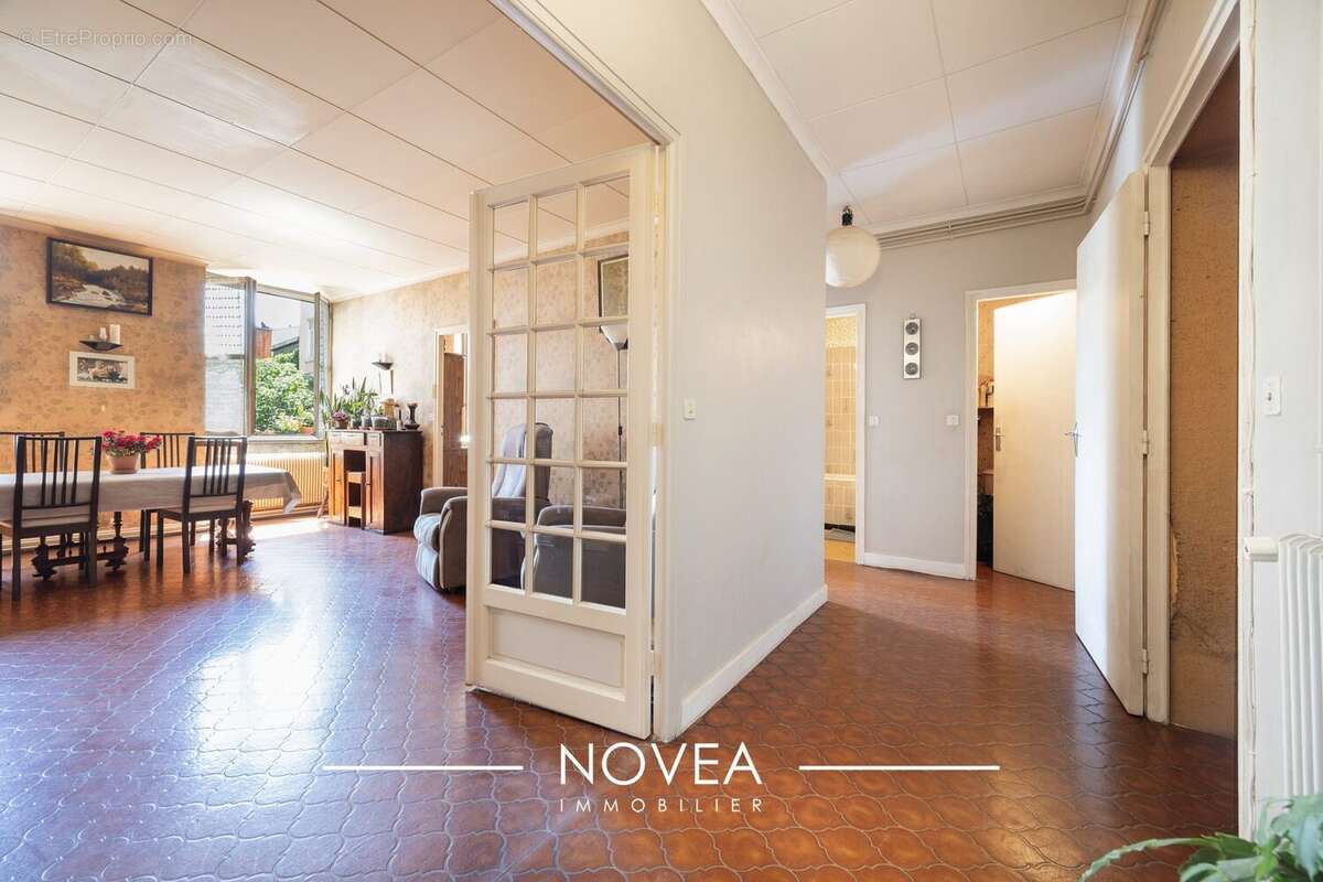 Appartement à LYON-4E