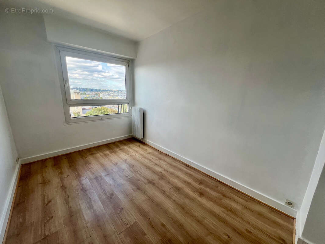 Appartement à VIRY-CHATILLON