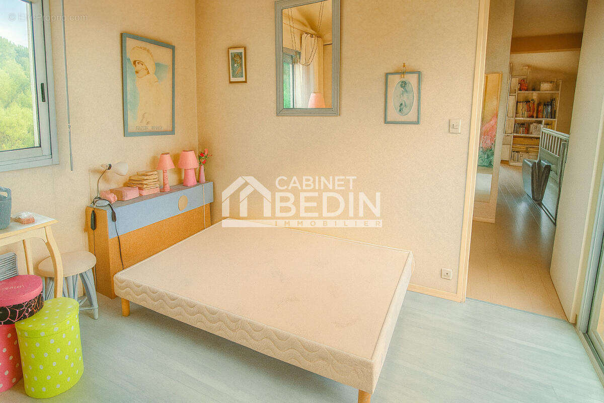 Maison à LAUZERVILLE