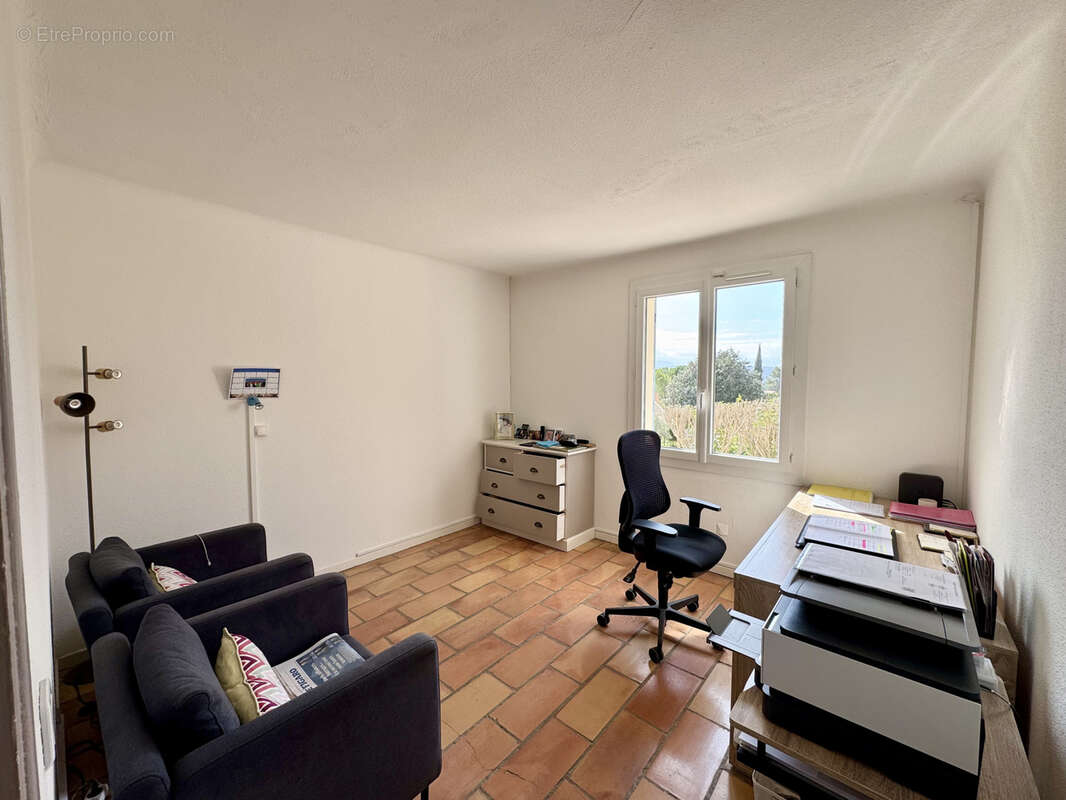 Maison à LA BASTIDONNE