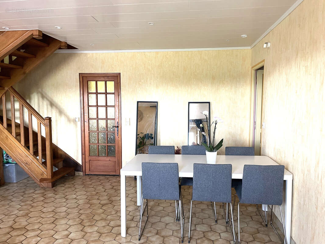 Maison à SAULNIERES