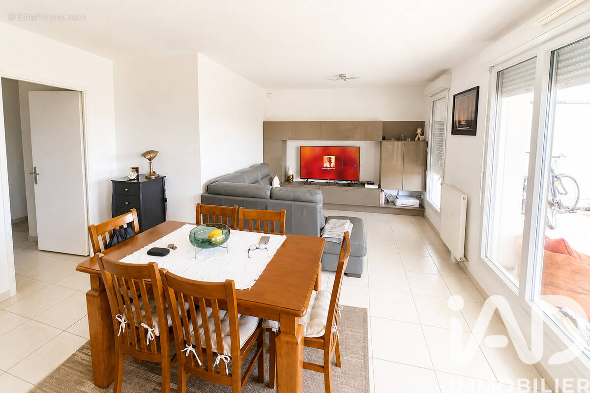 Photo 1 - Appartement à SAINTE-GENEVIEVE-DES-BOIS