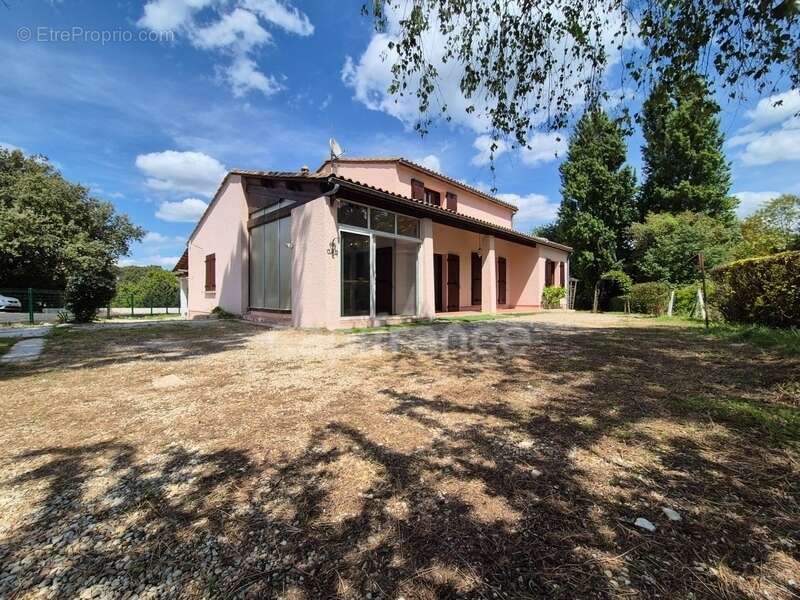 Maison à MESCHERS-SUR-GIRONDE