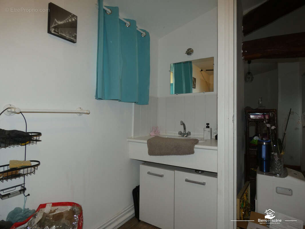 Appartement à SABLONS