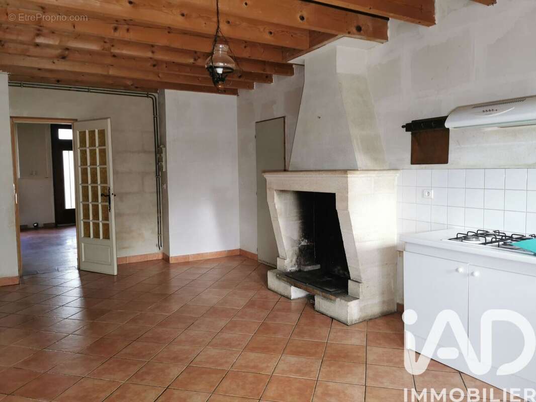 Photo 7 - Maison à LES ARTIGUES-DE-LUSSAC
