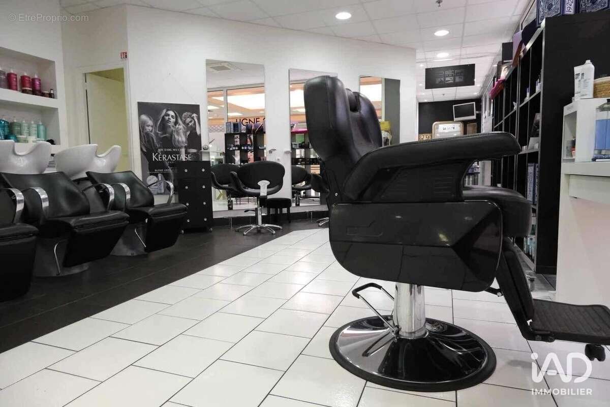 Photo 8 - Commerce à SAINT-PARRES-AUX-TERTRES