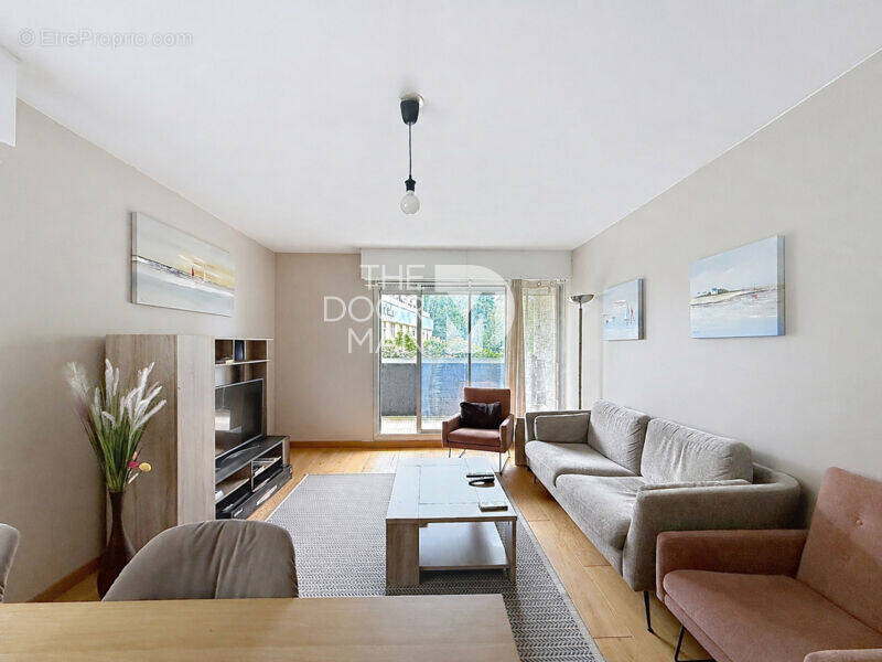 Appartement à SAINT-SEBASTIEN-SUR-LOIRE