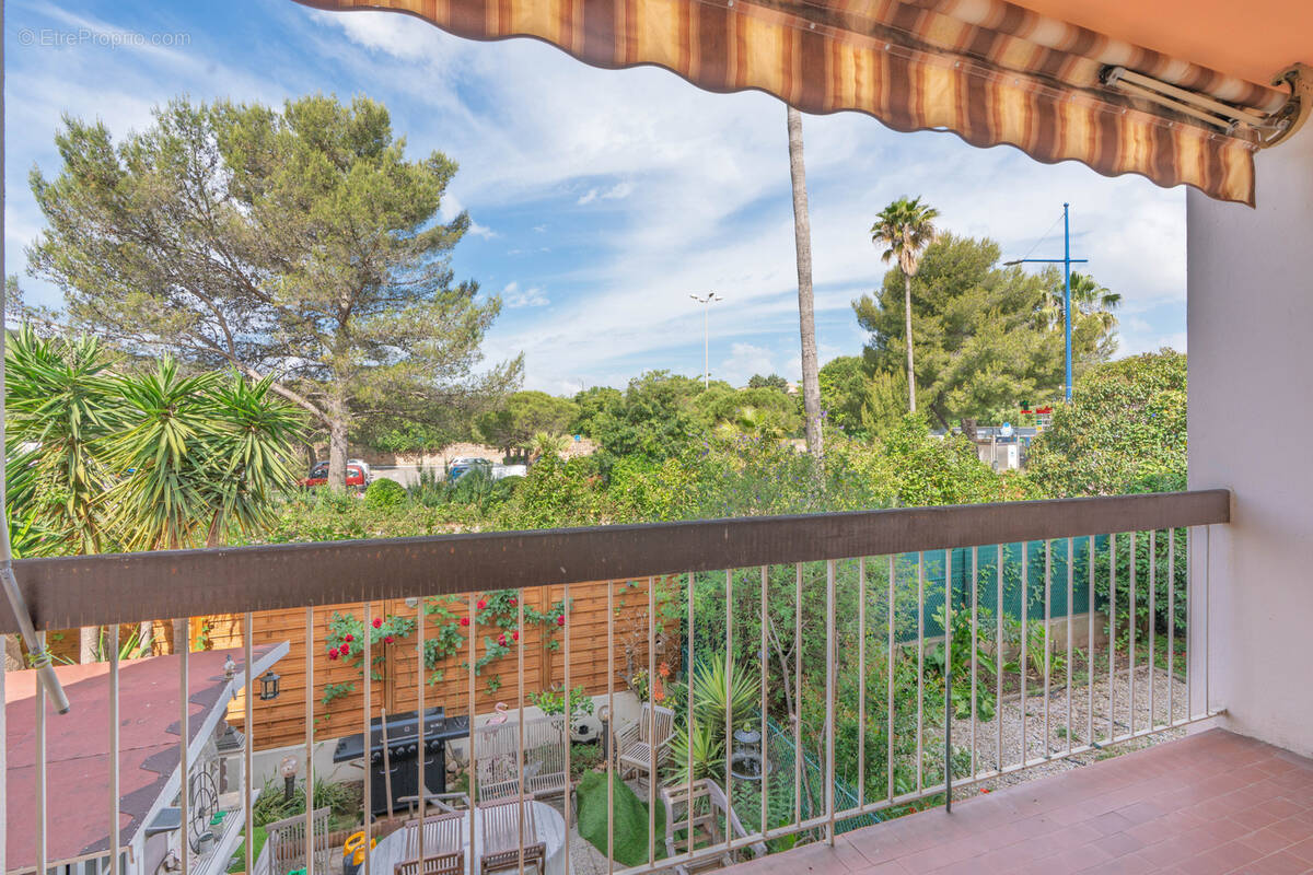 Appartement à HYERES