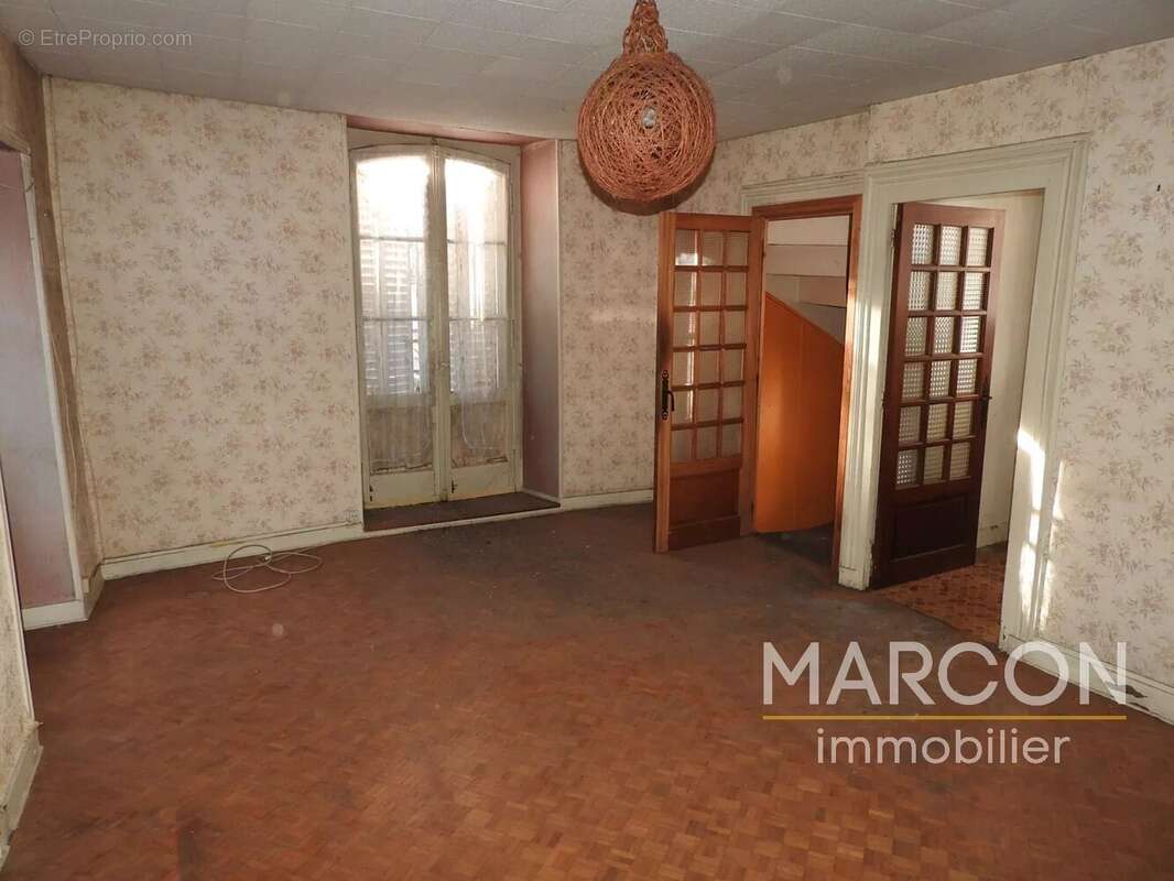 Appartement à AUBUSSON