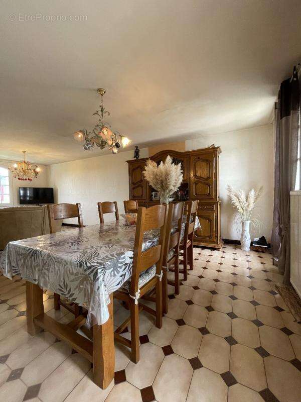 Maison à LA SOUTERRAINE