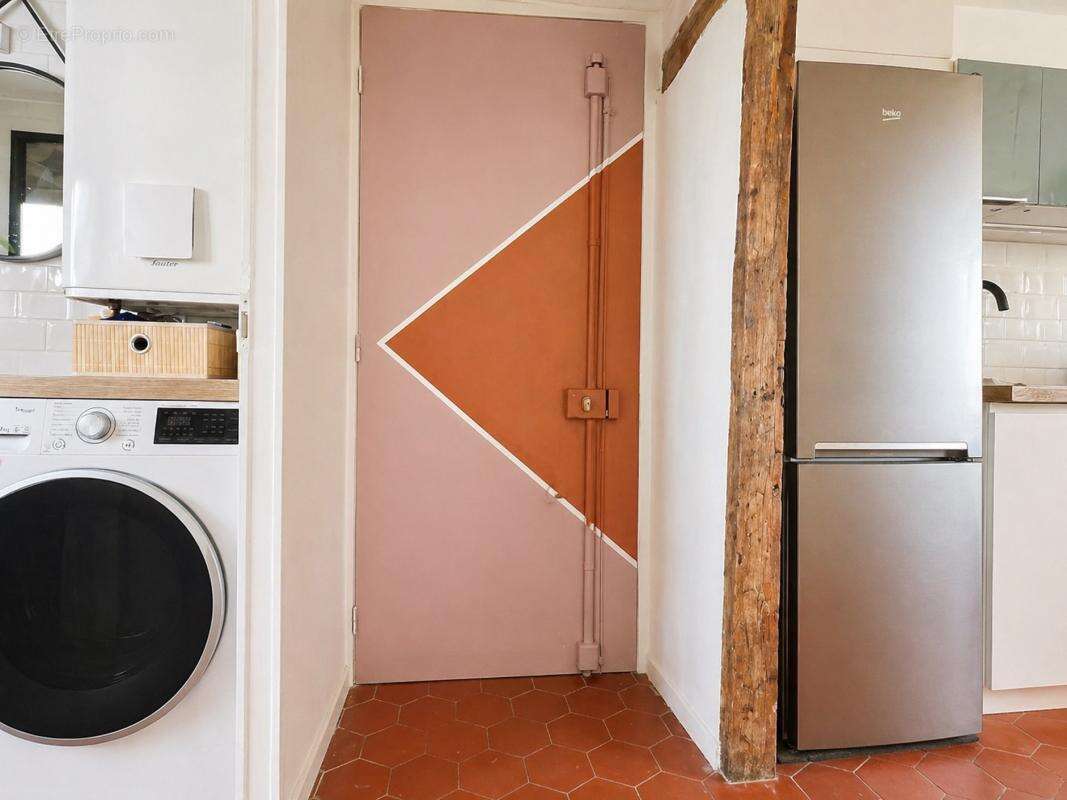 Appartement à PARIS-3E