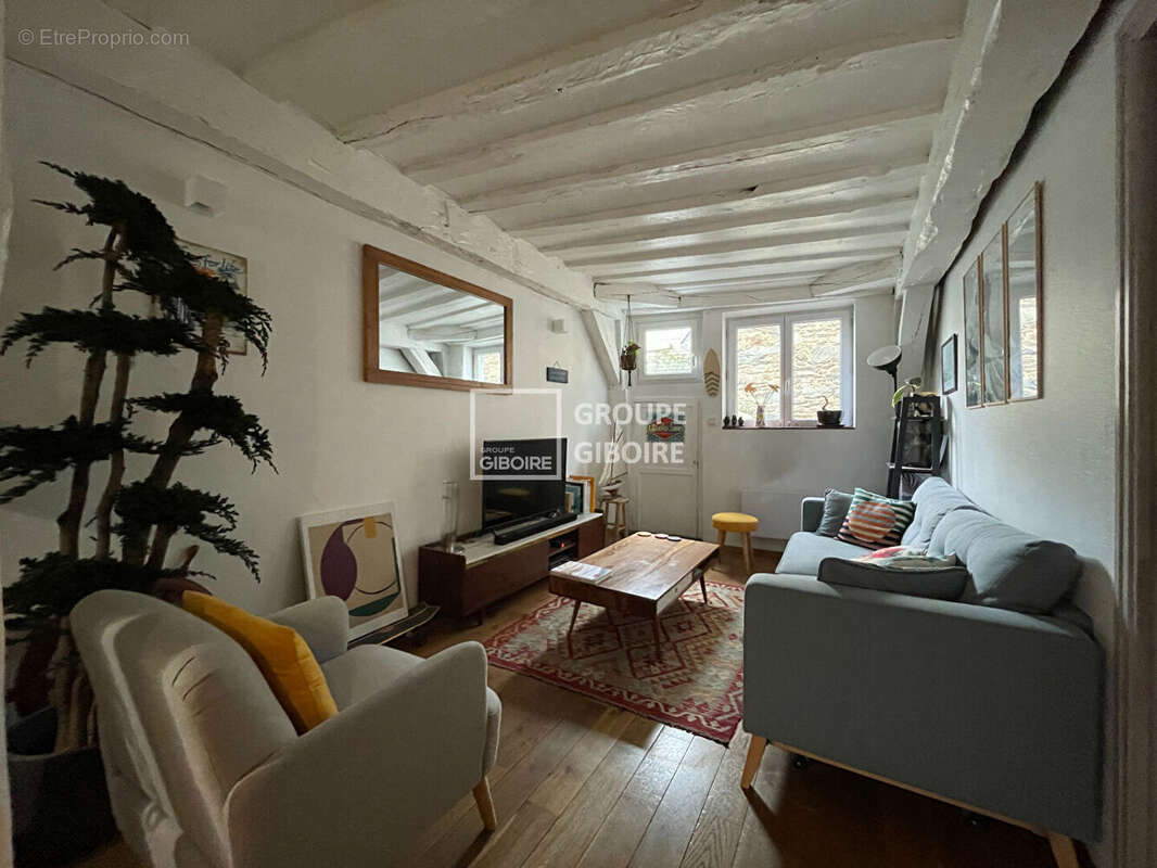 A vendre agence giboire * en exclusivité * rennes centre-ville appartement t2 environ 42 m² avec cave et grenier - photo 4