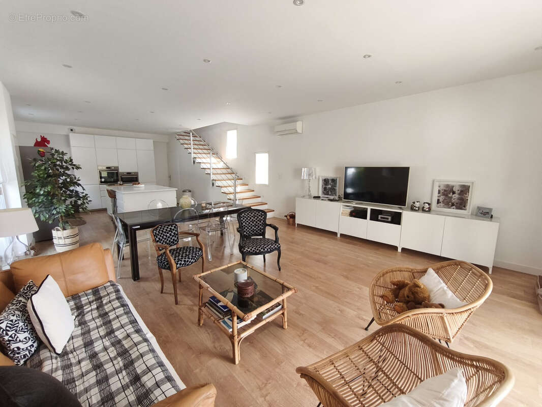 Maison à SIX-FOURS-LES-PLAGES