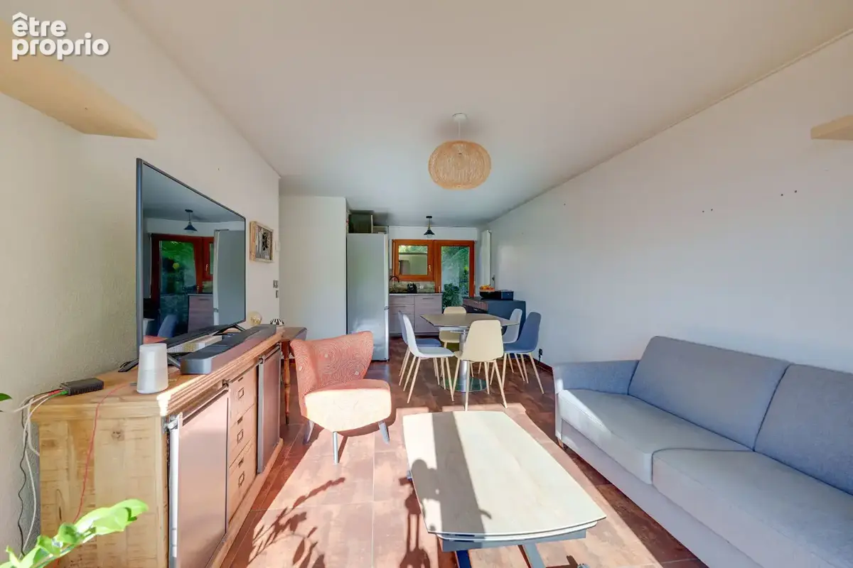 Appartement Evian Les Bains 3 pièces 61.10m² au calme avec vue lac et proche centre-ville - photo 8