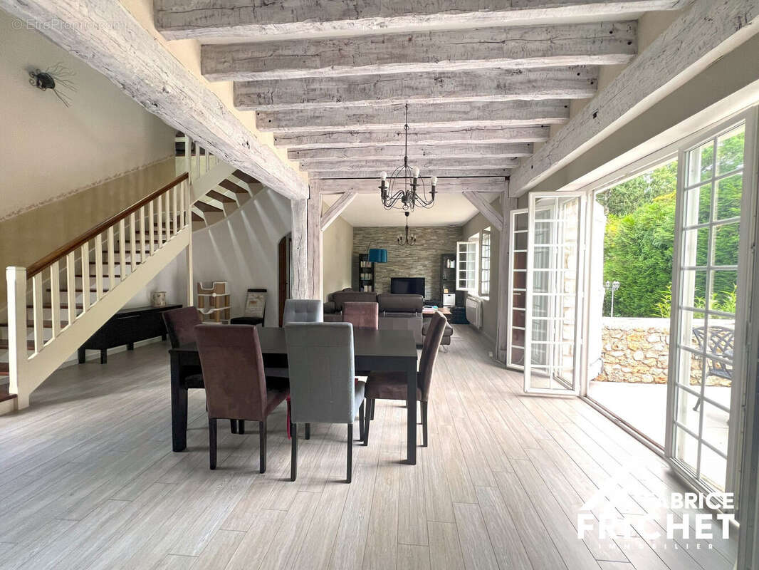Maison 210 m² à Blaru  - photo 6