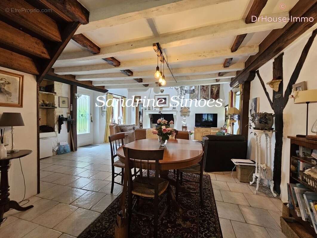 Maison 11 pièces 196 m² à vendre à Adriers (86430) - photo 22