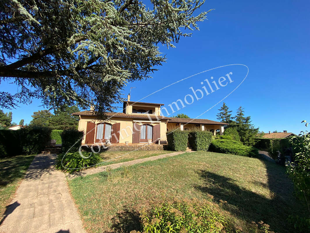 GENAS Maison 200m²+S/sol 180m² +Terrain 1186m² - photo 2