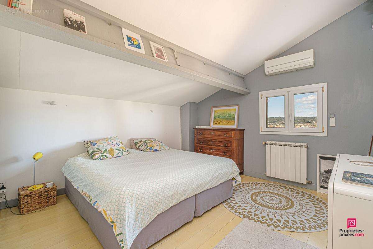 Maison à MARSEILLE-11E