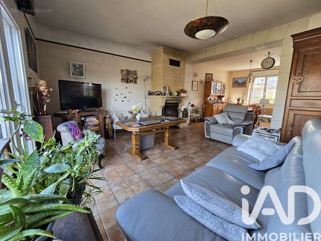 Photo 3 - Maison à BUZANCAIS