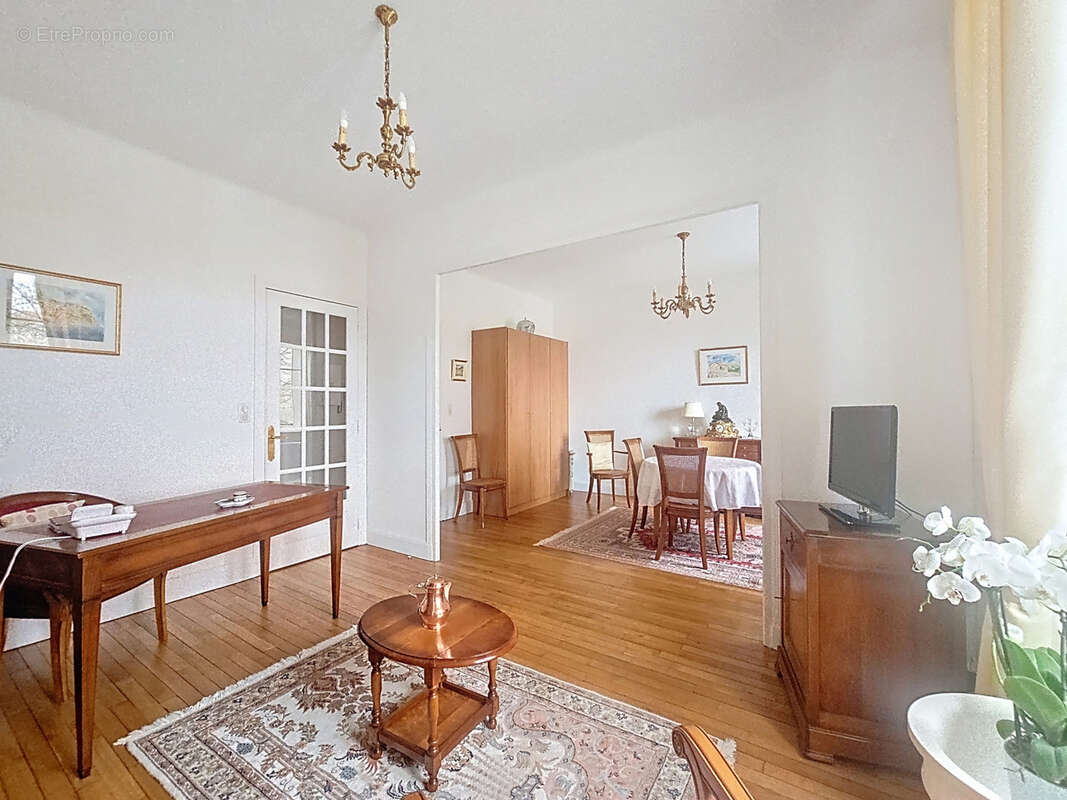 Appartement à VICHY