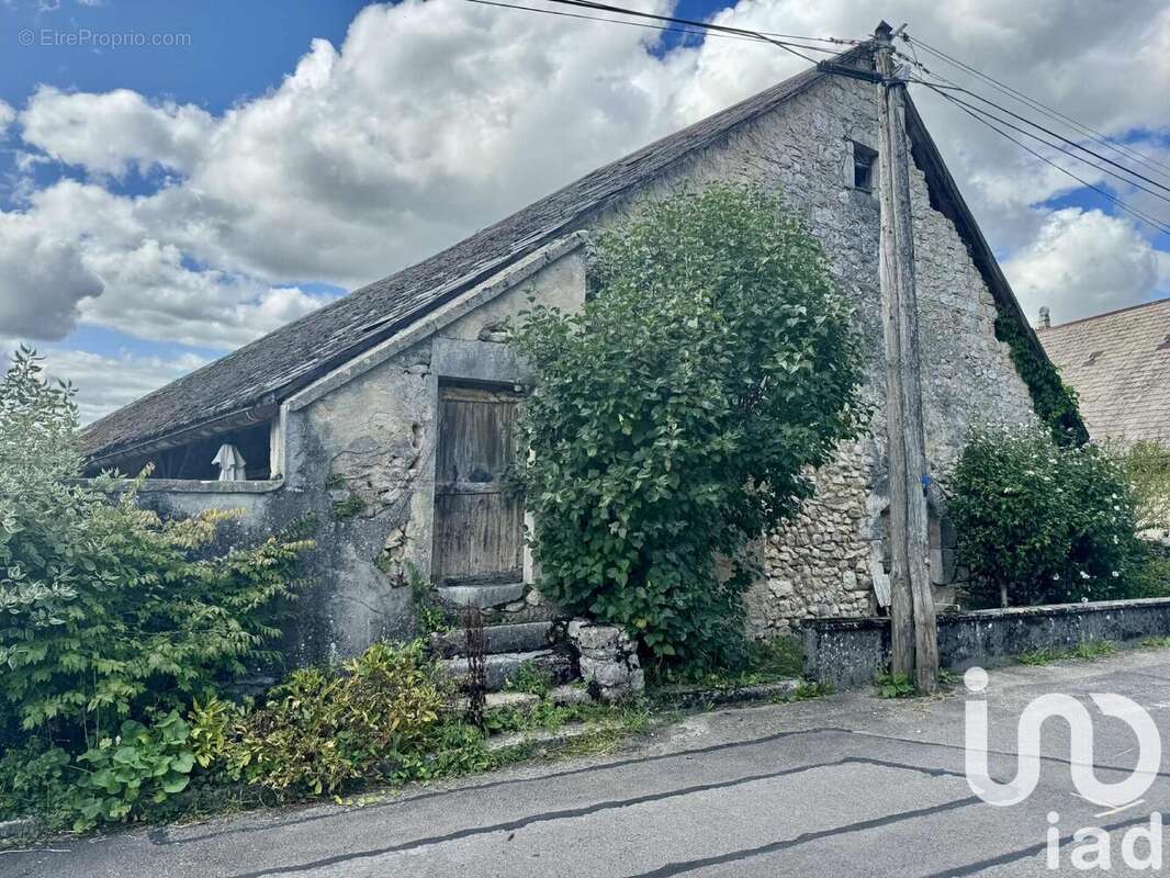 Photo 8 - Maison à VIRIEU-LE-PETIT