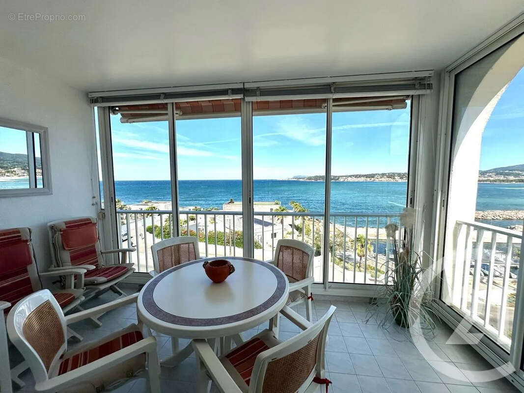 Appartement à SIX-FOURS-LES-PLAGES
