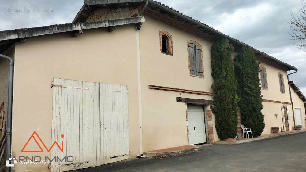 Maison à LISLE-SUR-TARN