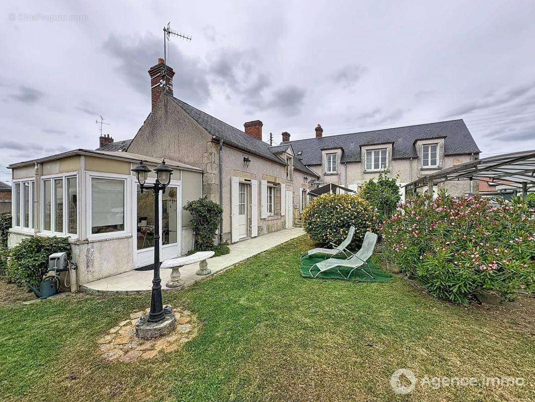 Maison à CHECY