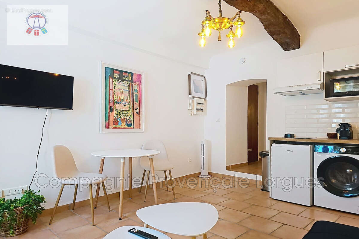 Appartement à LORGUES