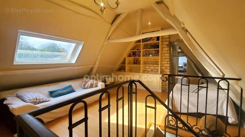 Maison à LATTRE-SAINT-QUENTIN