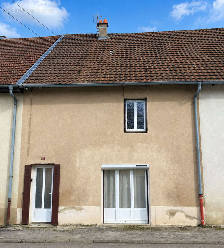 Maison 105 m² - 2 chambres et garage à Cramans - photo 13