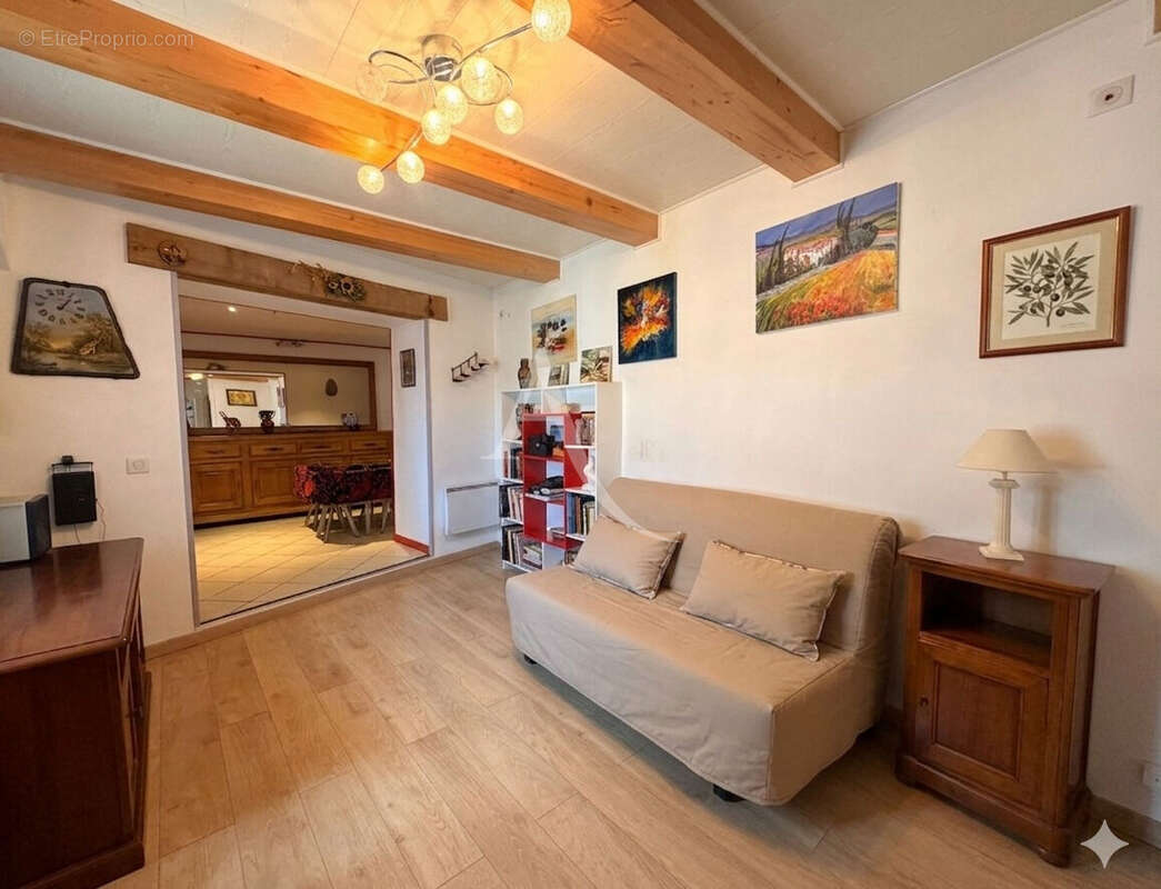 Maison à VINON-SUR-VERDON