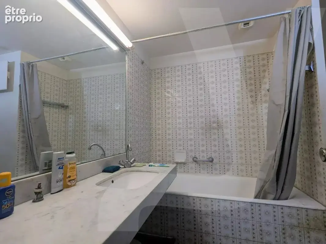 Studio 21 m²  – Ile de Nantes– 3ème étage – Résidence sécurisée avec gardien - photo 3