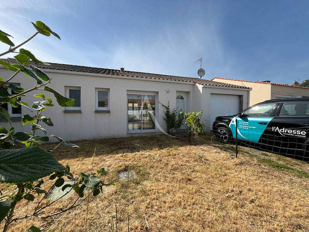 Maison à GROSBREUIL