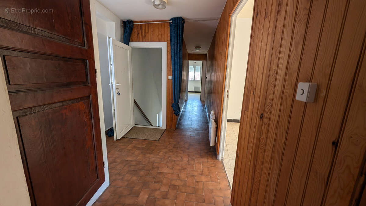 Appartement à SUMENE