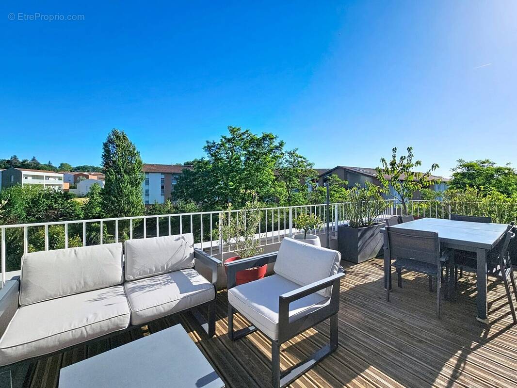 Appartement à QUINT-FONSEGRIVES